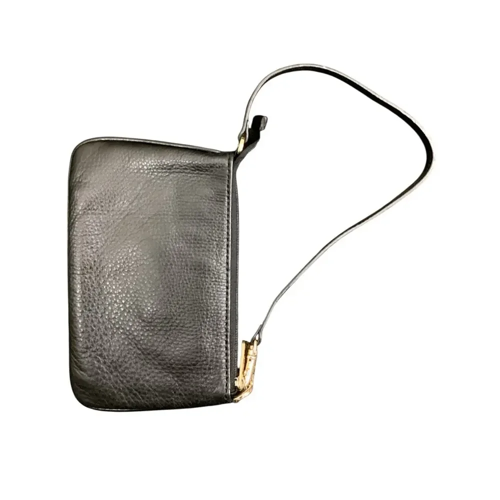 Michael Kors Wristlet Women’s One Size Small Zipper Closure Gold Tone Logo Black